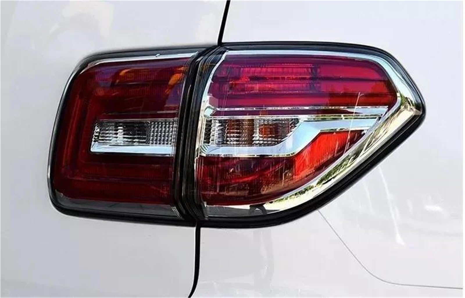 Tylne światło samochodowe Dla Nissan Patrol Y62 2012-2019 Tylna Lampa Obrysowa Tylnego Światła Ostrzegawczego HIOPILKIKG