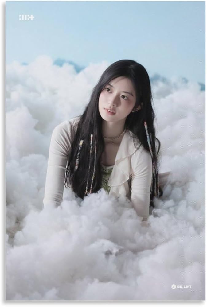 ILLIT アイリット ポスター MINJU アクネストゥディオズ 24SS ILLIT アクネ ポスター ミンジュ