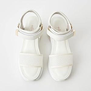 Amazon | [ダイアナ] プラス サンダル 白 ホワイト 23.0cm