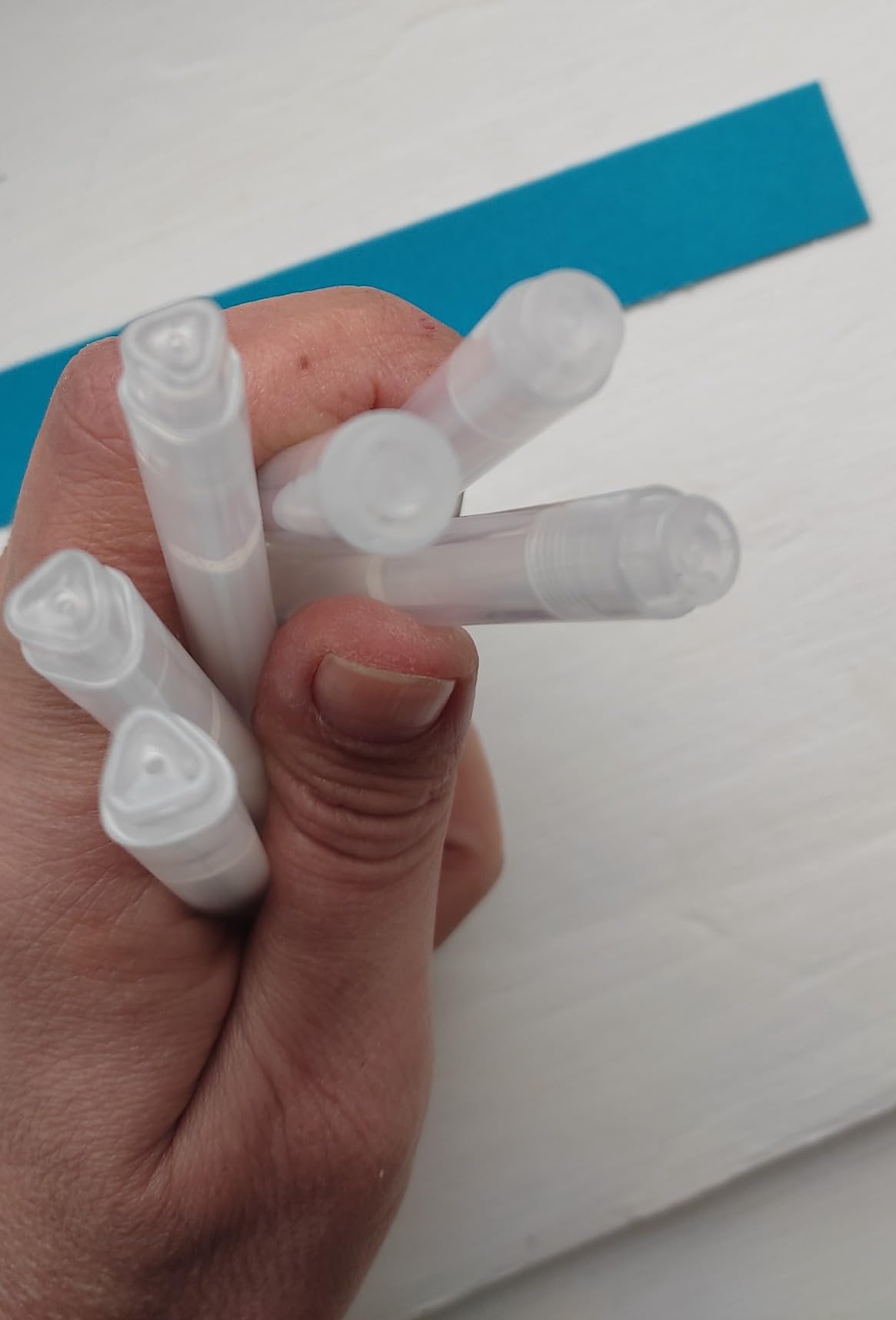 SMOOTHERPRO Lot De 6 Stylos à Encre Gel Blanche à Pointe De 0