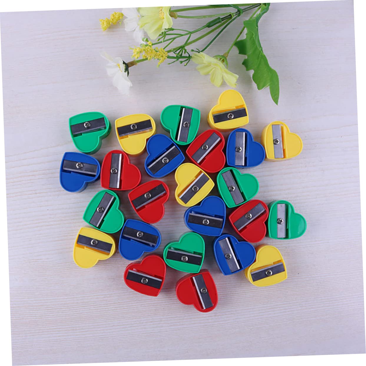 4 Set Di Temperamatite A Forma Di Cuore Per Bambini Mini Strumento Di Cancelleria Manuale Per Forniture Scolastiche Uso in Ufficio 40 Pezzi * 4
