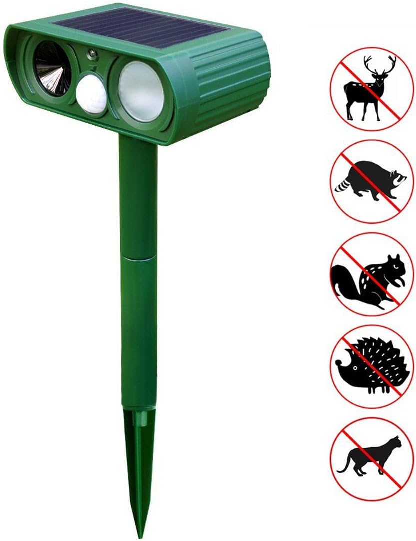 Everteco Solar Ultrasonic Dog Cat Repeller Outdoor Animal Repeller Fox Deer Rodent Pest Repellent with PIR Sensor for Farm Yard Garden (1 Piece)