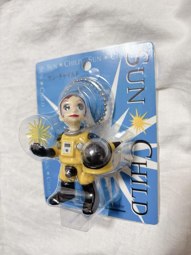 ヤノベケンジ　サン・チャイルド　フィギュア Amazon.co.jp: ヤノベケンジ サン チャイルド フィギュア : ホビー