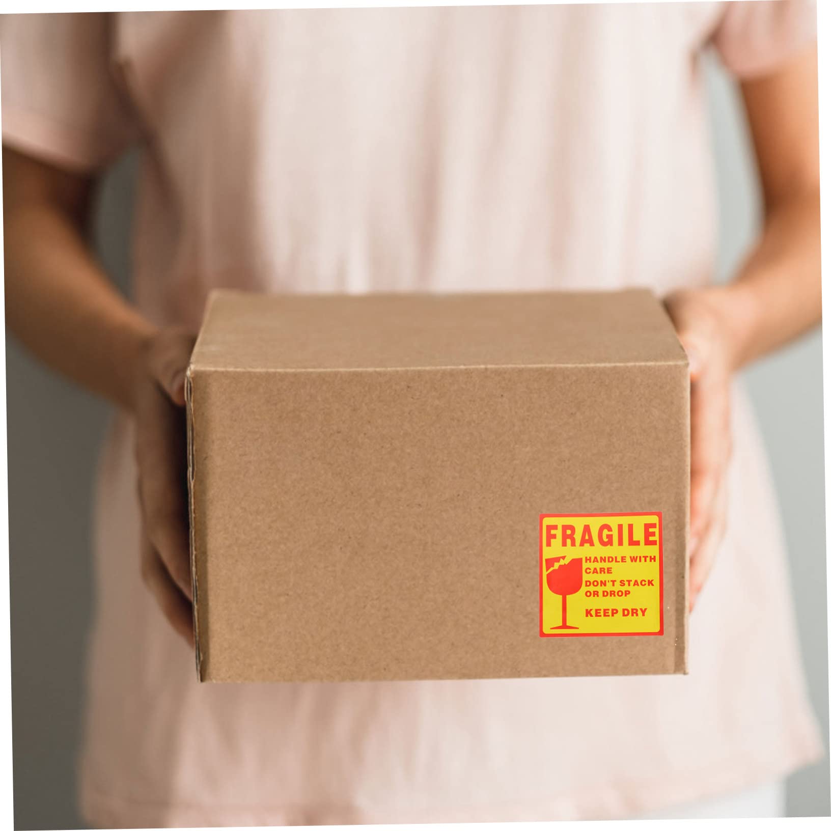 Etichetta Fragile Caution Adhesive Sticker 500 Pz Carta Patinata | Rosso Giallo ad Alta Visibilità, per Scatole Carta Bottiglie Plastica Legno, Istruzioni Spedizione e Gestione