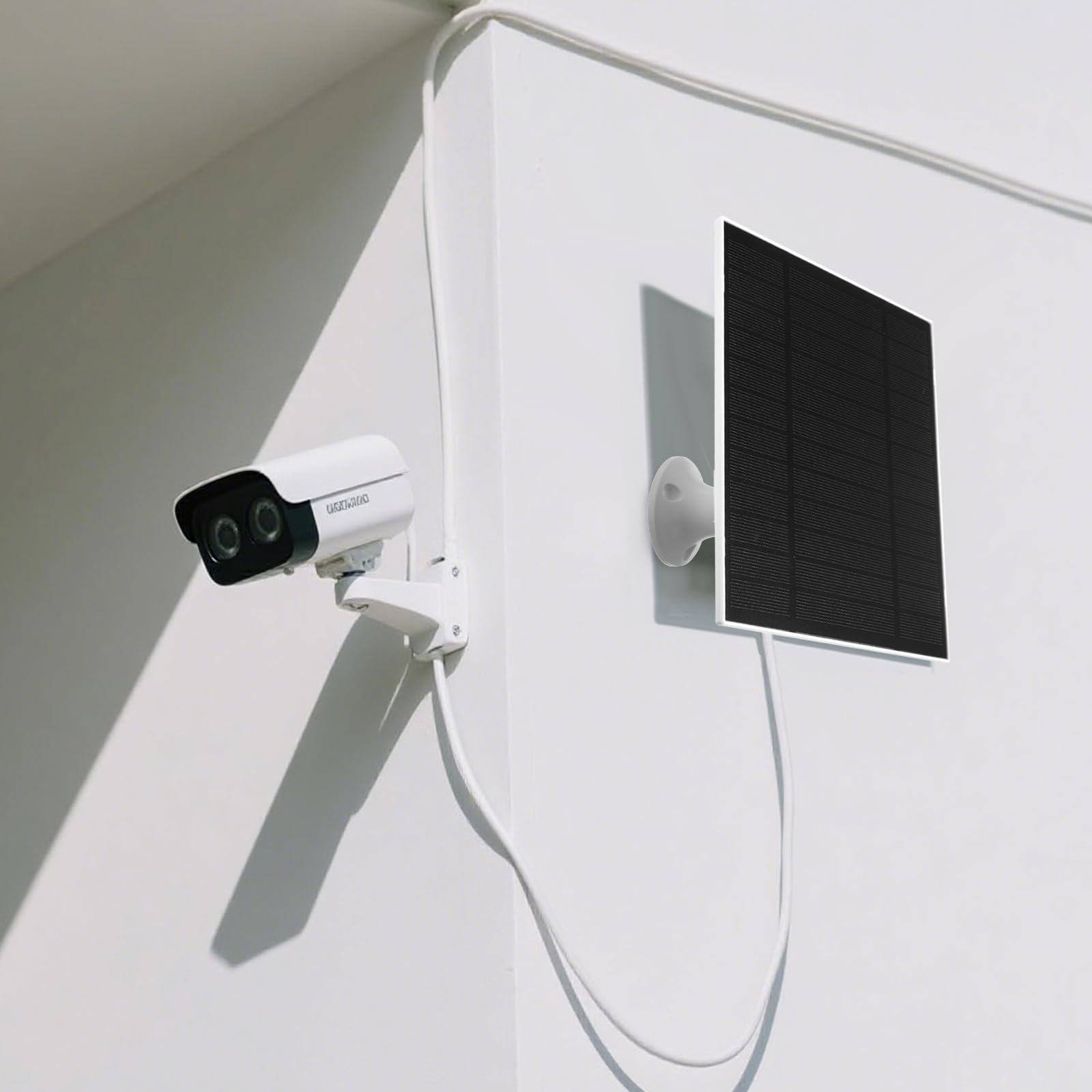 Confezione da 4 pannelli solari da 5 W per telecamere di sicurezza, pannello solare impermeabile per telecamera ad anello, con staffa di sicurezza regolabile a 360°, pannello di ricarica