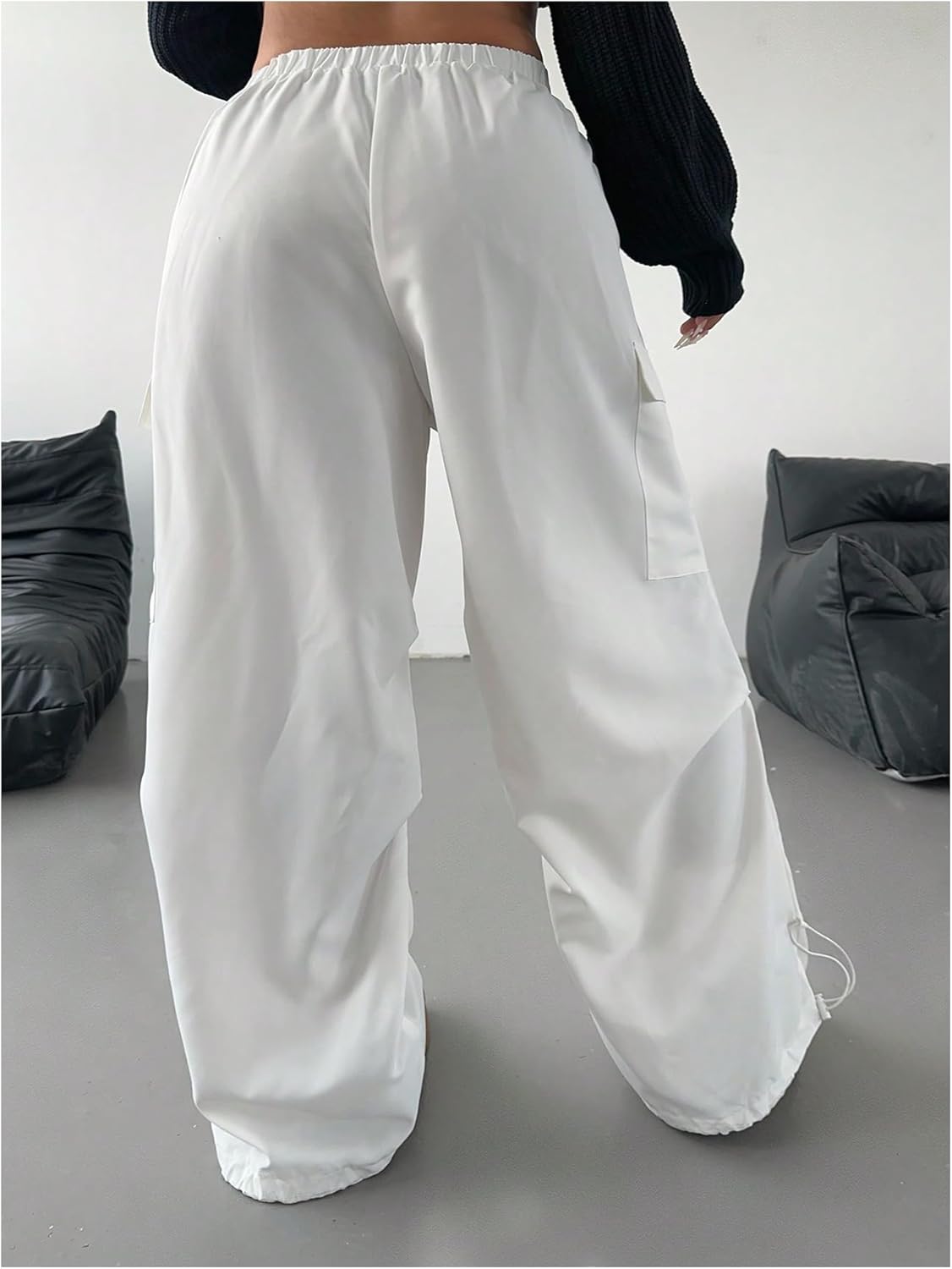 Women's Plus Size Cargo Pants Drawstring Waist Wide Leg Loose Parachute Trousers with Pockets - Image 2