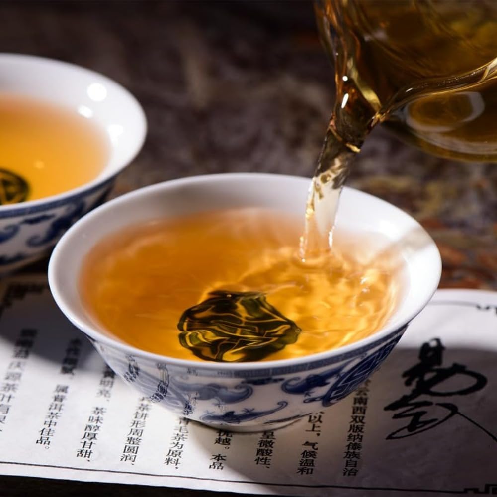 Pu-Erh Surowa Herbata Yunnan Menghai 357g Yiwu Starożytne Drzewo Wiosenna