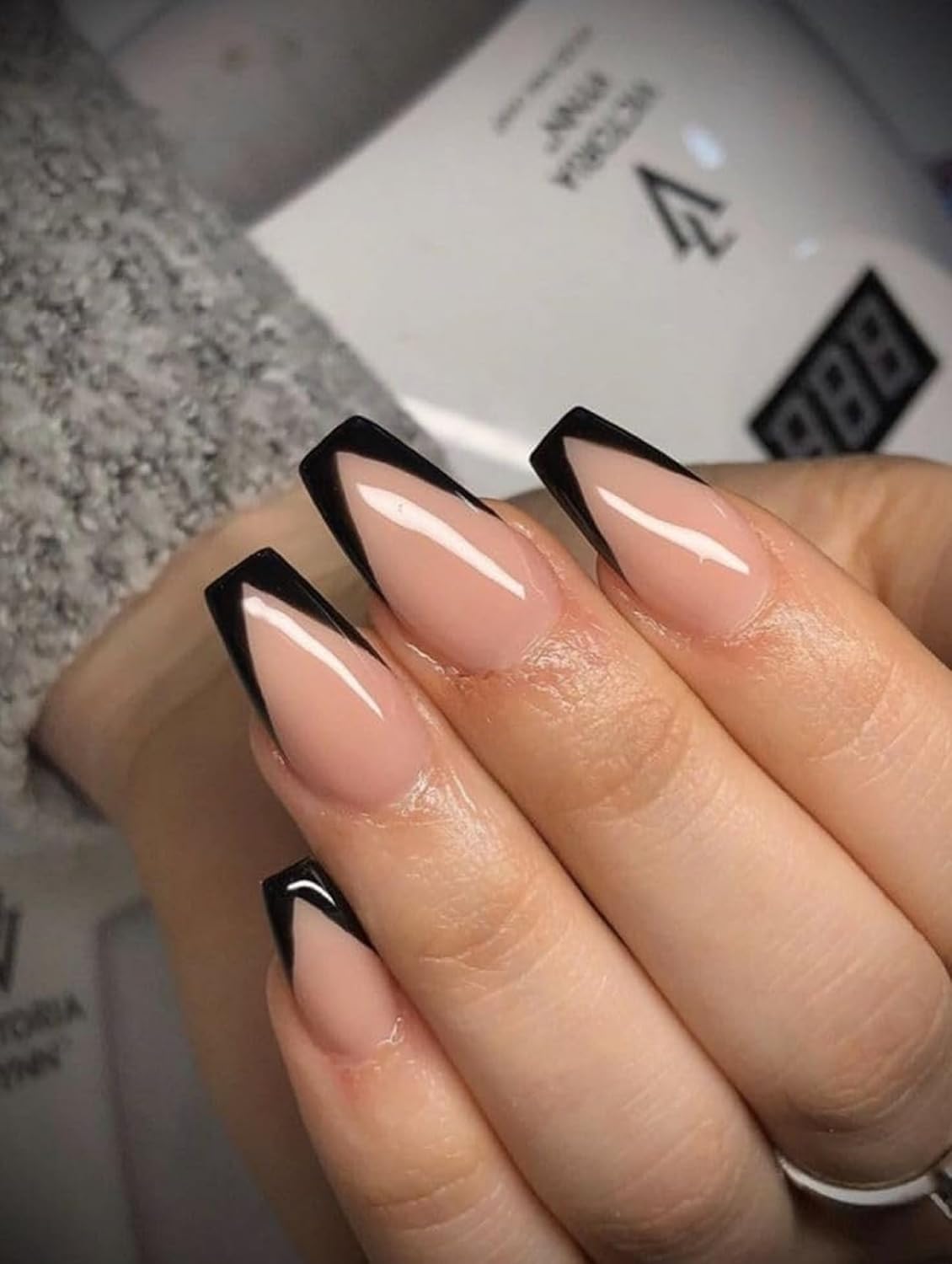 HariPrabodham 12 Pcs Professional Press On Nails, French Tip Design, Natural Pink Base with Black Tips, Stiletto Shape, Long Length, Salon Quality Manicure Set-image-33