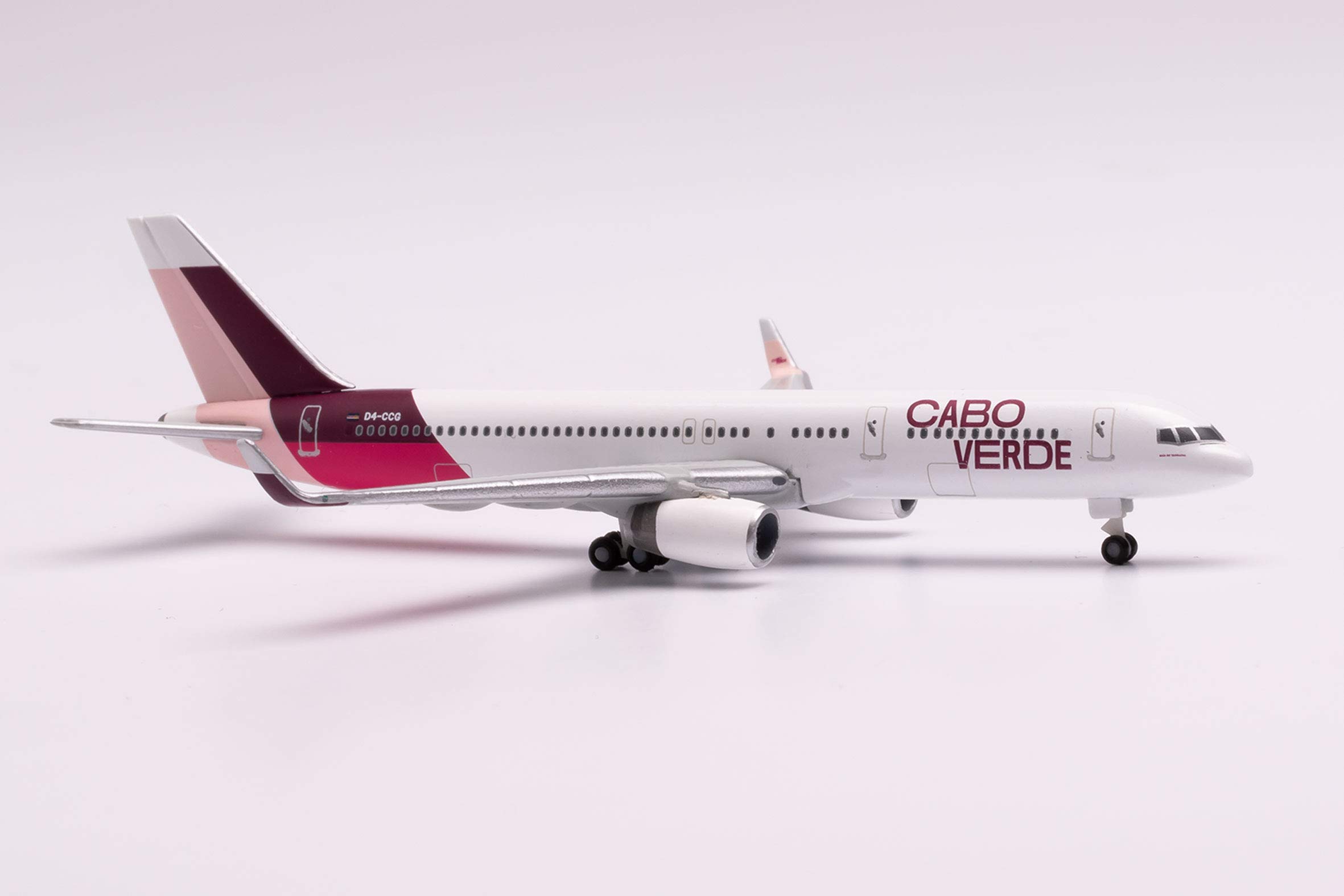 Herpa 531375 Boeing 757-200 La Compagnie - F-HCIE (1:500
