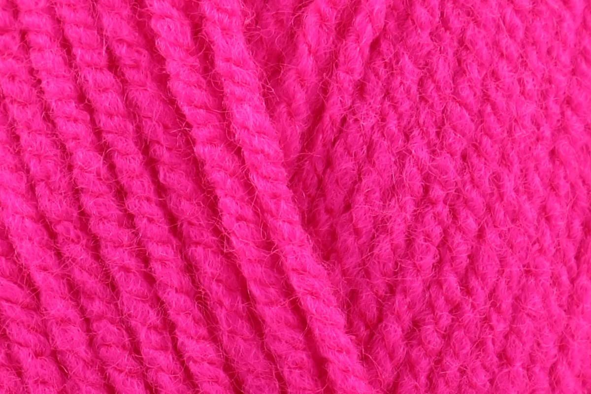 Sirdar Hayfield Bonus DK Crochet Yarn, 100% Acrylic Double Knitting Wool for Sweaters Jumpers Toys - 100g Balls - Neon Pink (832) - Pack of 5 — image 1
