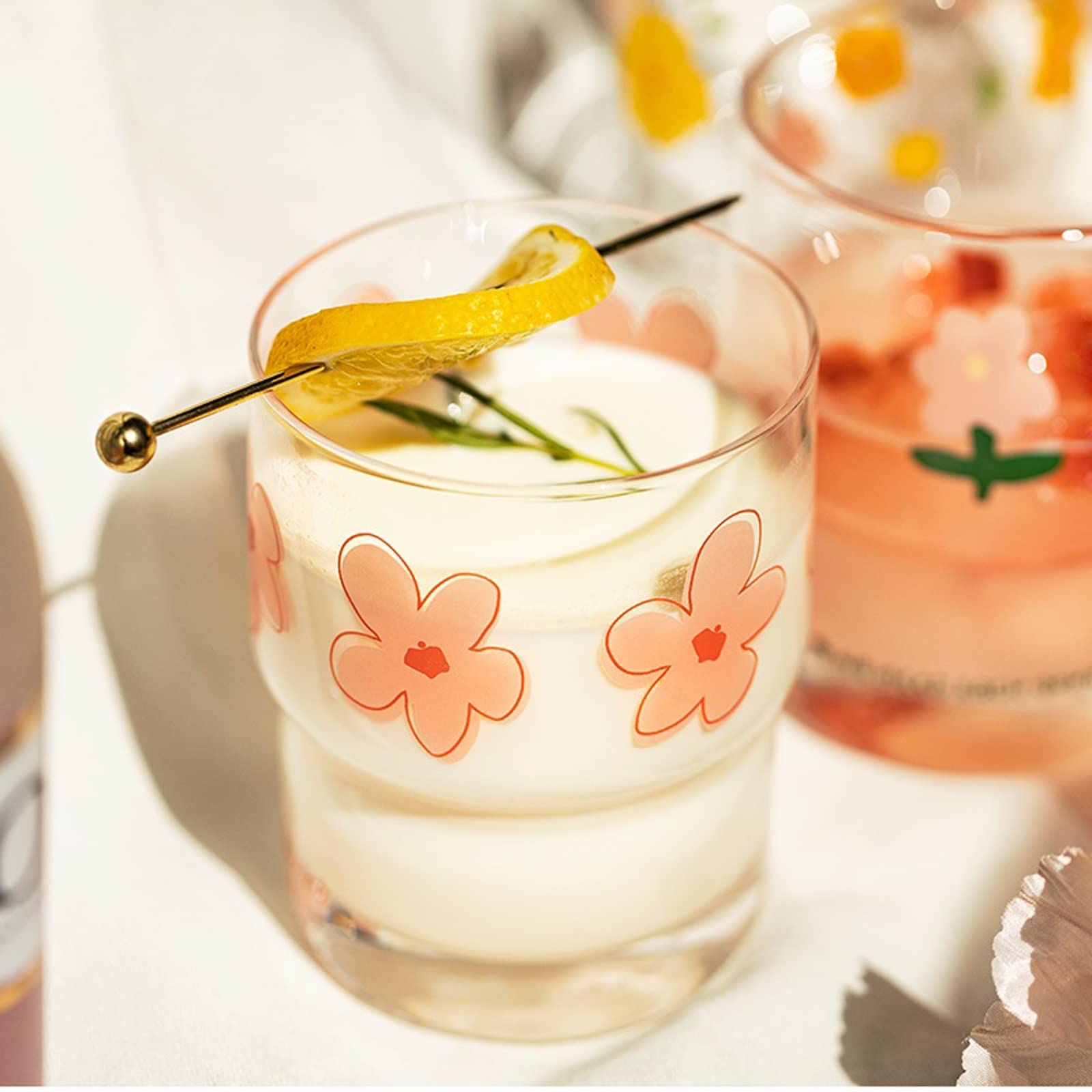 Szklanki do wody 300 ml Śliczne szklanki do picia Kwiatowy szklany kubek Kubki do picia soku Home Party Koktajl Kubek na wodę Kreatywne szklane kubki Szklane kubki (Kolor: D) (1)