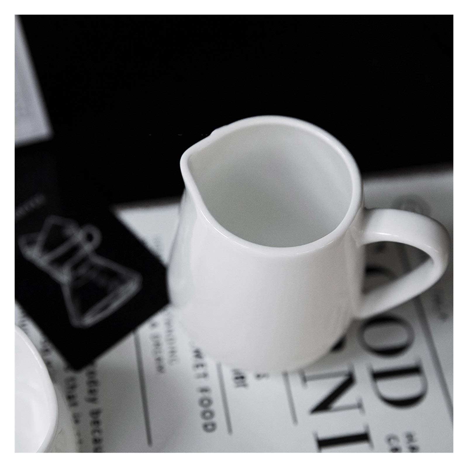 NOVSKI Jarra De Espuma De Leche, Juego De Café De Crema De Cerámica Blanca Pura Clásica, Juego De Crema De Azúcar Y Crema Jarra De Servir En Forma De Campana, Jarra De Leche con Asa-350ml