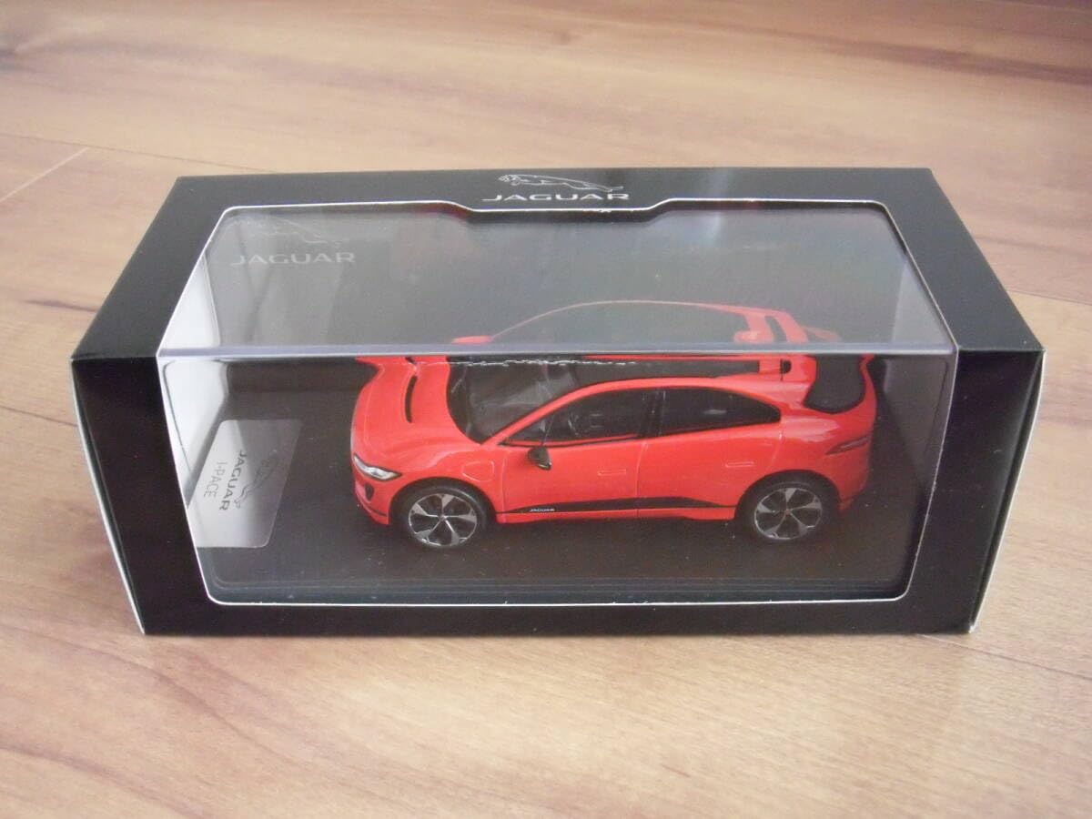 Amazon | ジャガー i-pace ミニカー 赤 レッド JAGUAR 1/43 | ミニカー