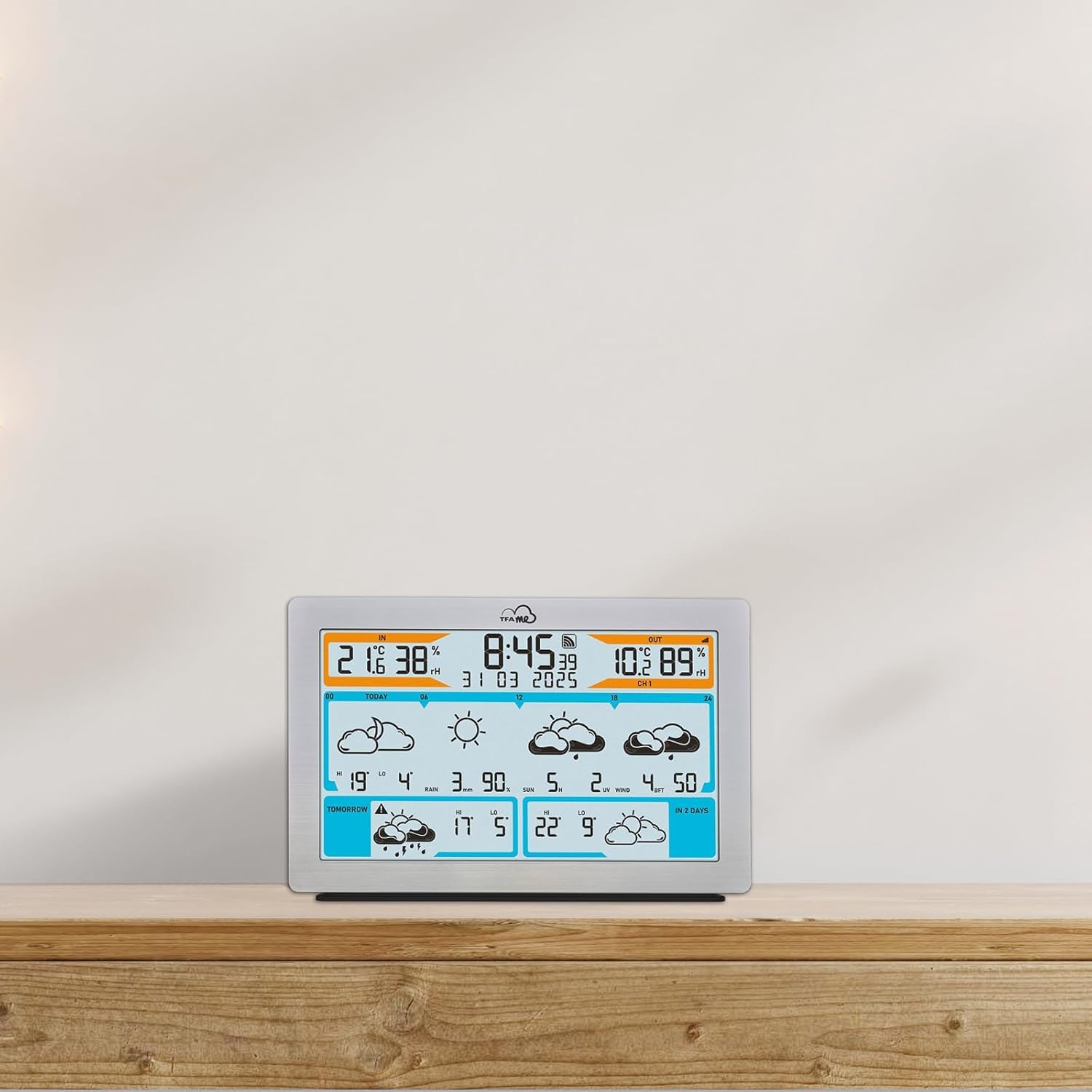 TFA Dostmann Station météo Wi-Fi 35.8100 prévisions météo professionnelles de 3 à 6 jours par Wetter.com portail en ligne, capteur extérieur sans fil, valeurs max-min
