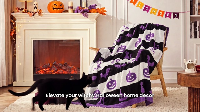 Amazon.com: Snuggle Sac Halloween Throw Blanket Pink Ghost Blanket