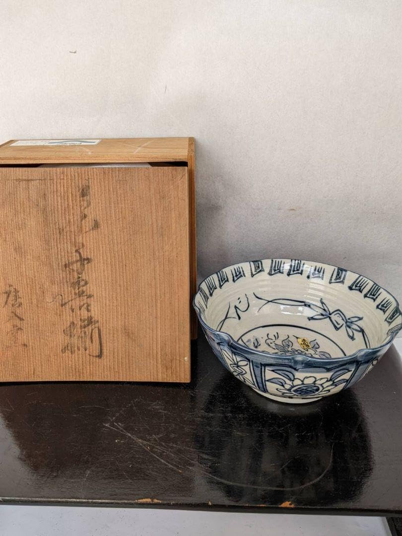 【秀衡塗】外黒内朱 有職菱紋 椀揃/南部塗 漆器の君塚 未使用品 秀衡塗】外黒内朱 有職菱紋 椀揃/南部塗 漆器の君塚 未使用品