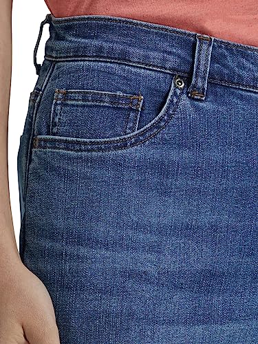Image of Lee Women's Petite Relaxed Fit Straight Leg Jean