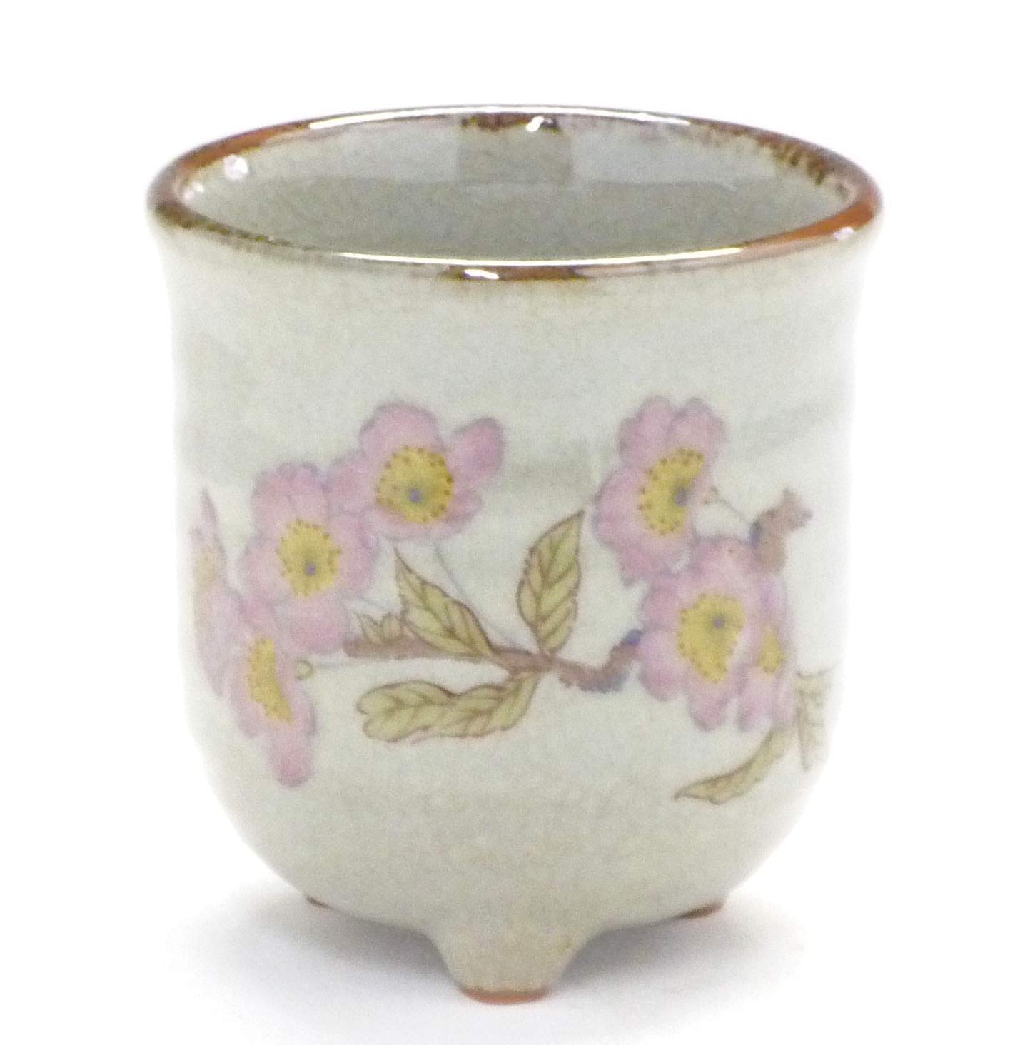 Kutani Hyakkaen three legs teacup cherry blossom feat.decorated base