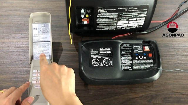 940EV-P2 940ESTD Wireless Universal Chamberlain LiftMaster