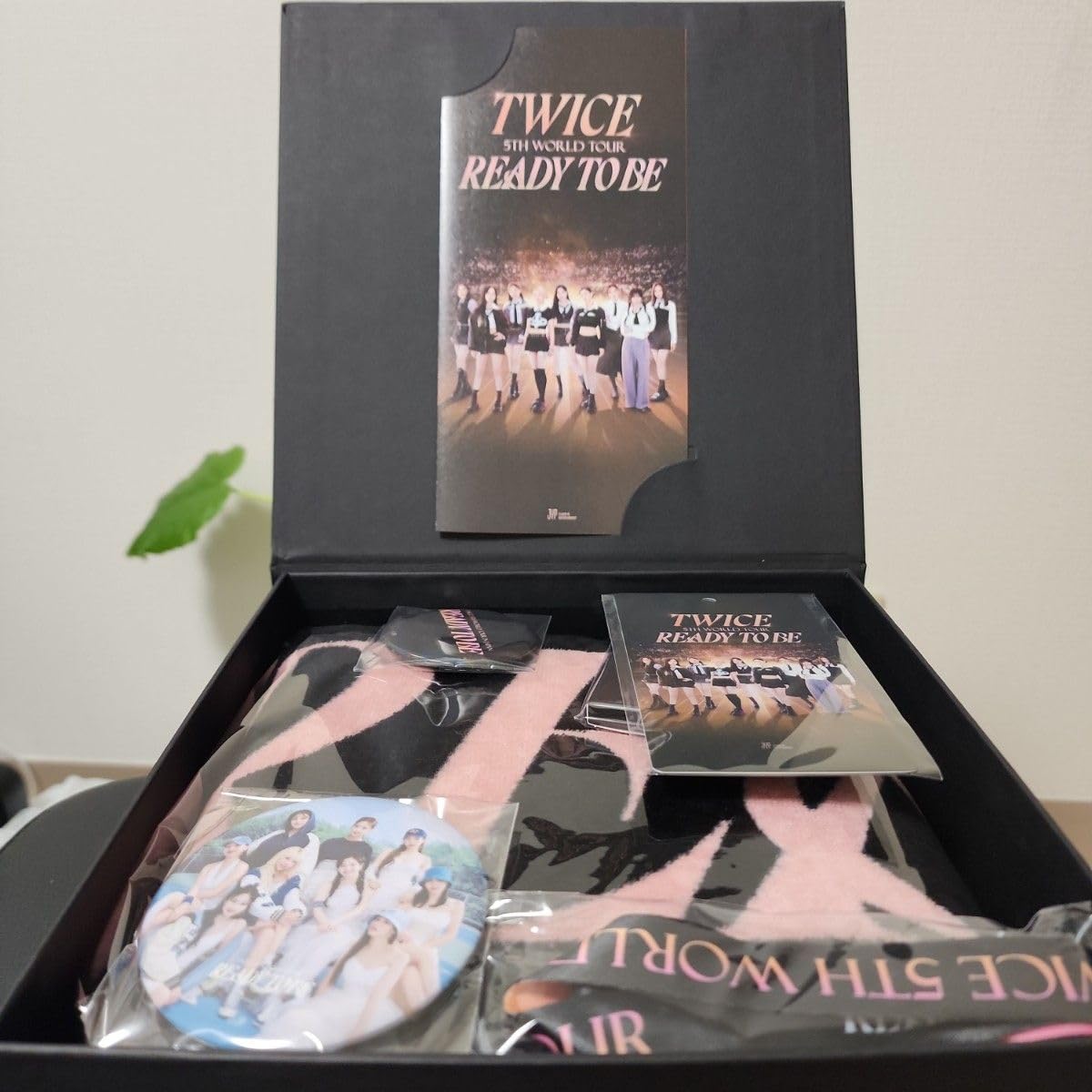 Amazon.co.jp: TWICE 5TH WORLD TOUR READY TO BE in JAPAN 限定