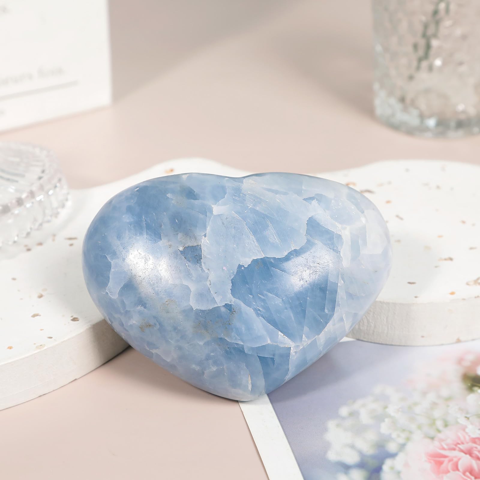Nupuyai Natural Blue Celestite Crystal Heart Stone, Polished Worry Palm Stone Anxiety Relief - Image 3
