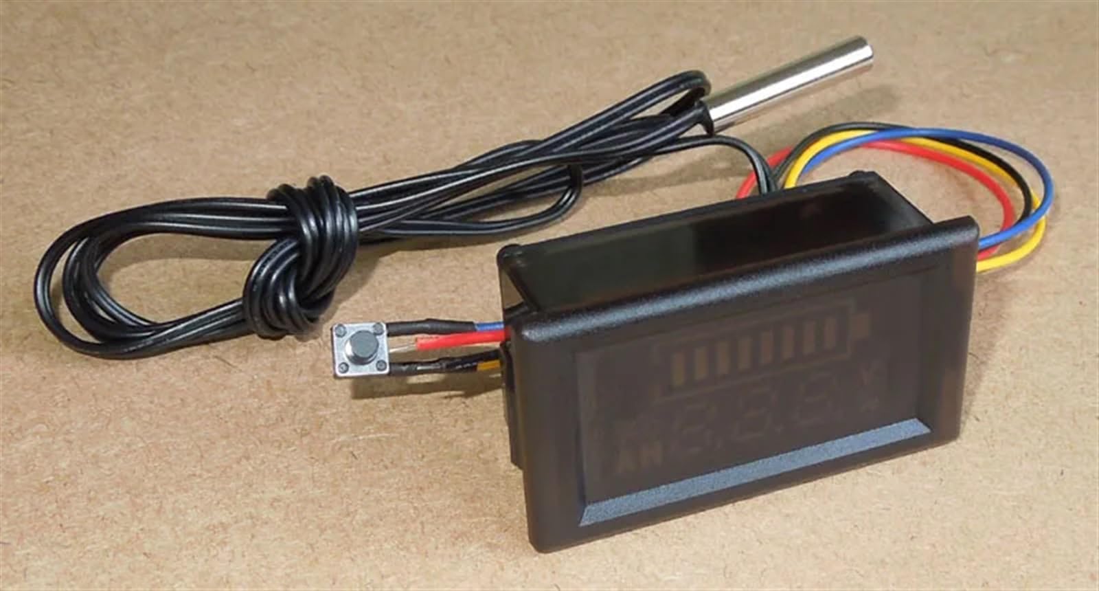 Testeur de capacité de batterie Lithium YB28VTM avec indicateur LED de tension - 8