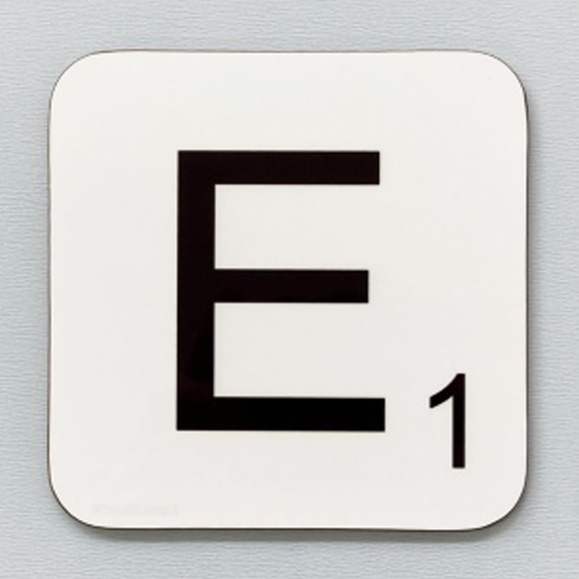 Coasteroo E Scrabble Letter - Fun Word Games Themed Design - Drinks Coaster - Hardboard - 9Cm X 9Cm - Gloss Finish