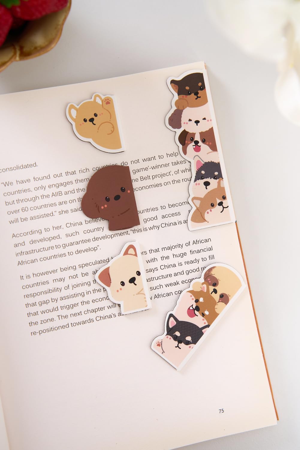 5pcs/Set Cute Magnetic Bookmark, Funny Peeping Dog Book Marker Clip for Teachers, Students, Book Lovers Gifts, Printing on 2 Side (Dog) - Image 4