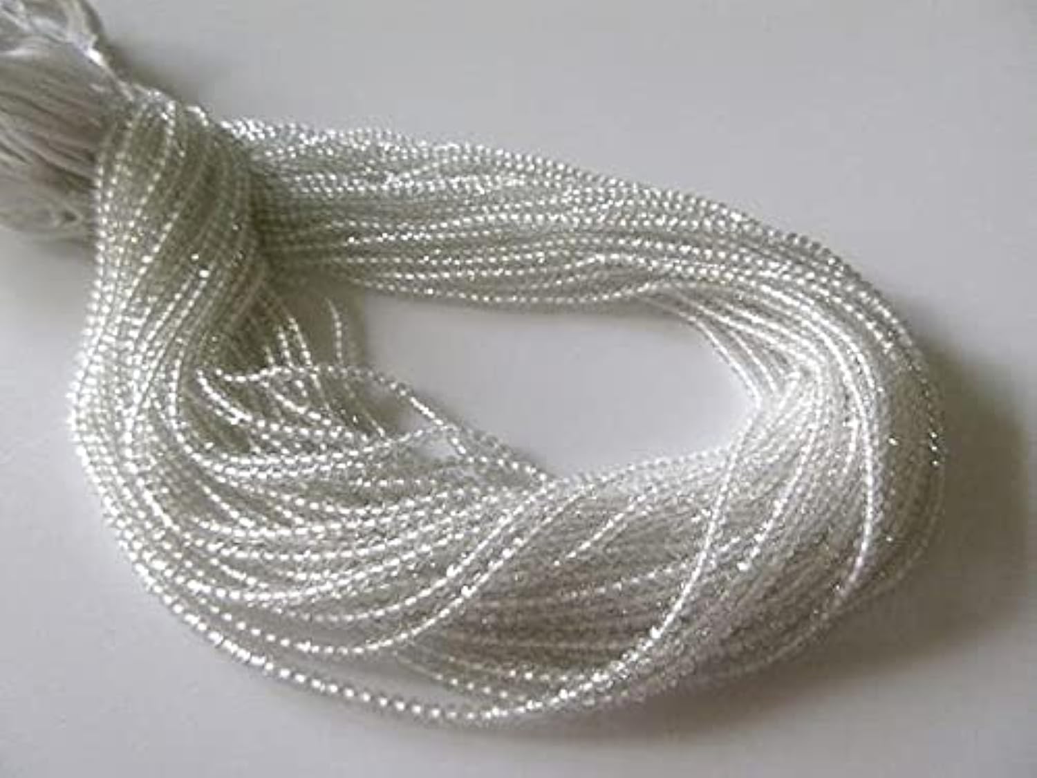 Rondelles en agate blanche naturelle 2mm LKBEADS pour enfilage précis et tissage de perles