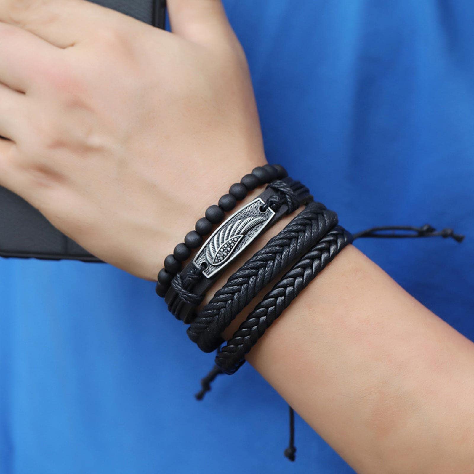 LYGXWJFC Pulsera de Cuero Multicapa con Plumas de Hoja Vintage para Hombre, Pulseras Trenzadas Hechas a Mano con Cuerda de Estrella, Regalo para Hombre