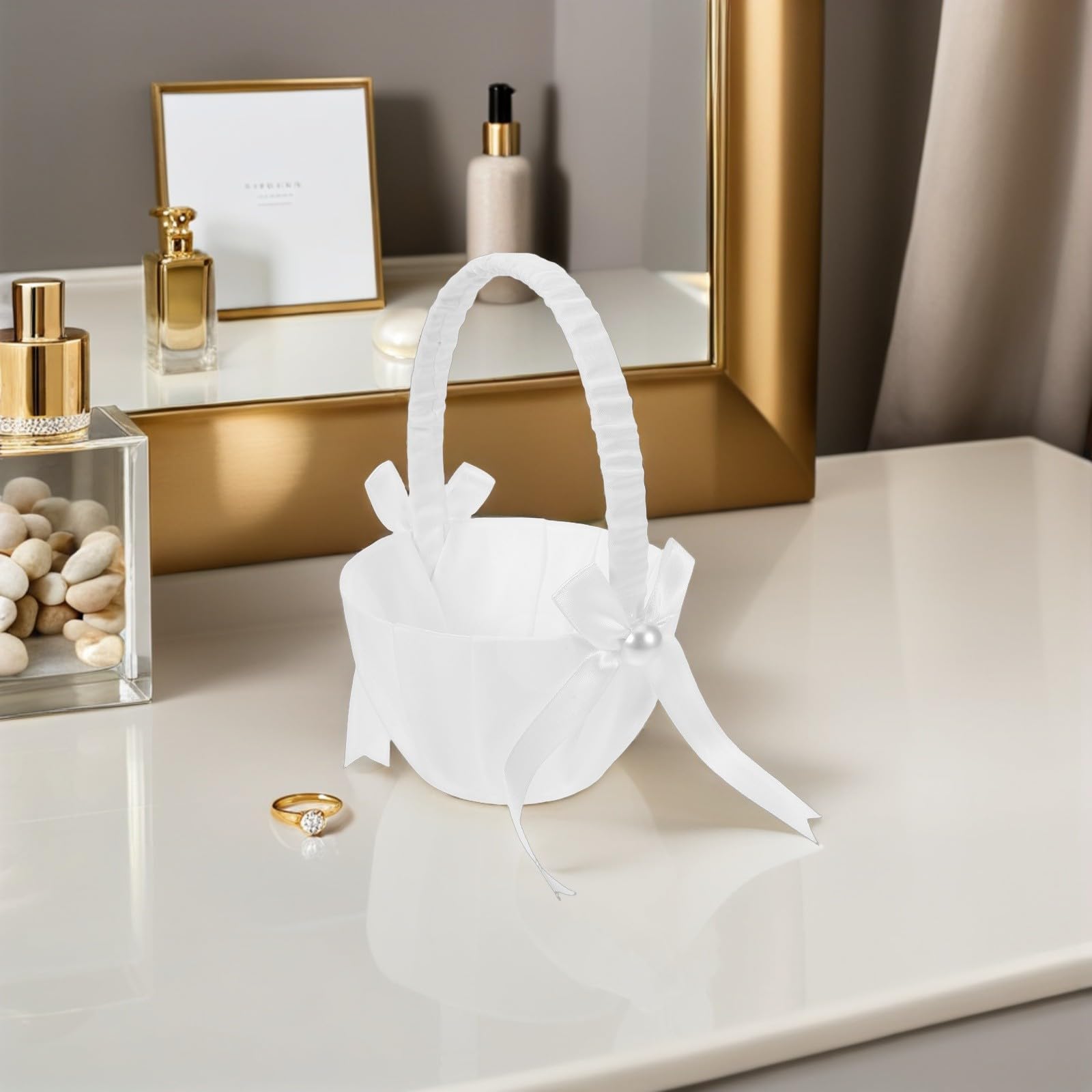 DOITOOL 4 Stück Weiße Satin Hochzeitsblumenmädchen Körbe mit Perlen und Schleife Eleganter Blütenkorb für Hochzeitszeremonien und Romantische Anlässe