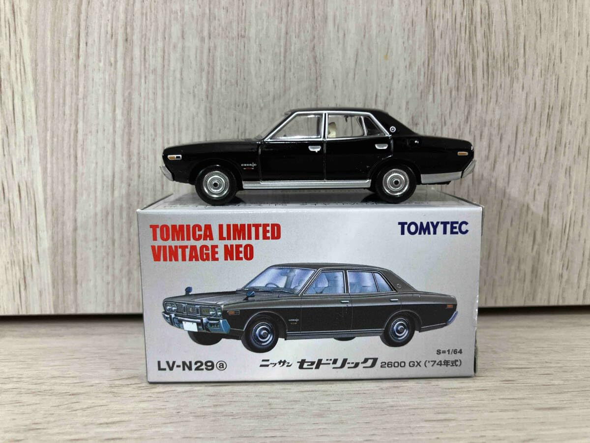 トミカ リミテッドヴィンテージ ネオ ニッサンセドリック2600 GX′74年式 Amazon | トミカ LV-N29a ニッサン セドリック 2600GX('74年式