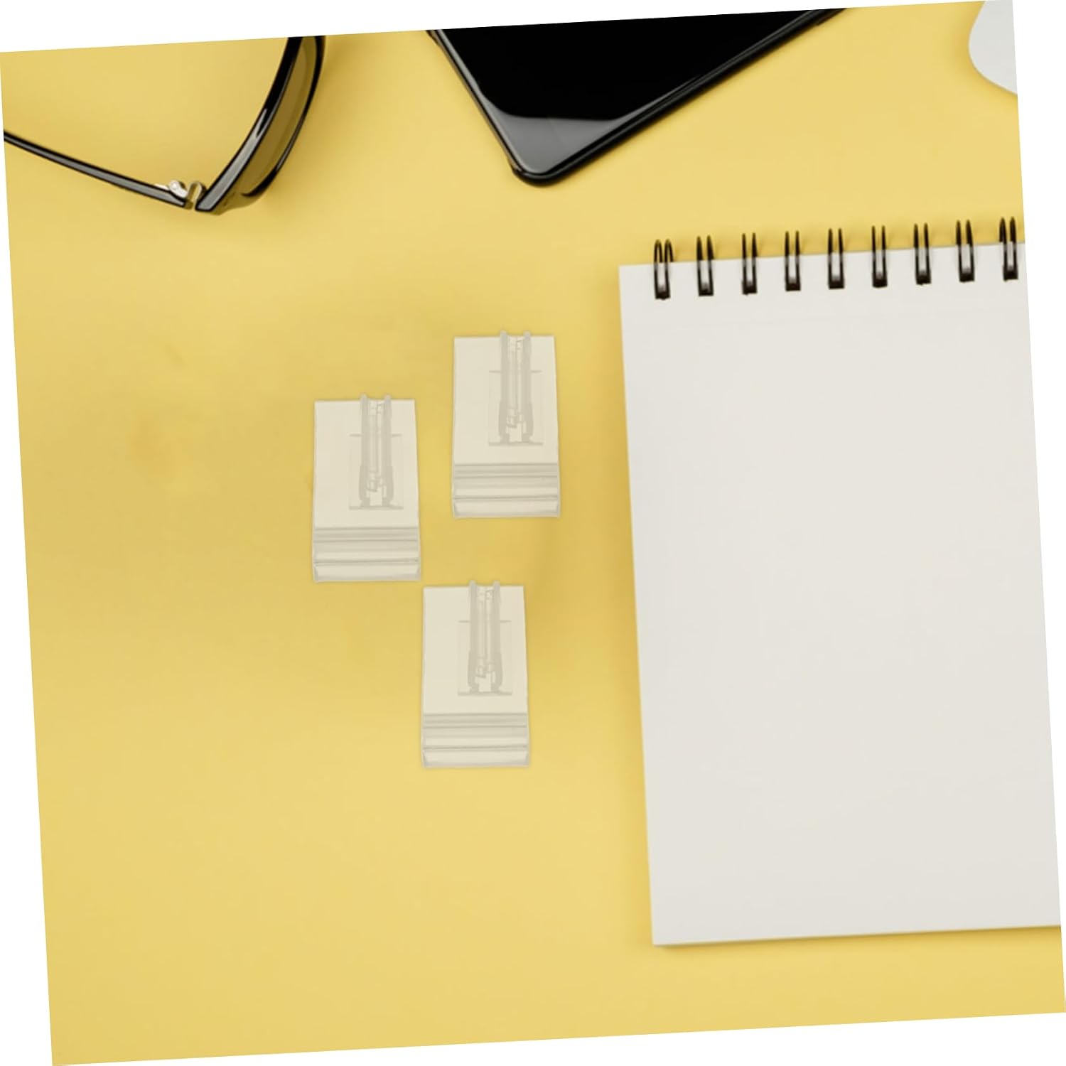 20pcs Clear Plastic Sign Holder Clips Reusable Shelf Gripper Clips for Retail Display Supermarkets and Stores Easy to Adapt and Replace Price Tags for Enhanced Visibility