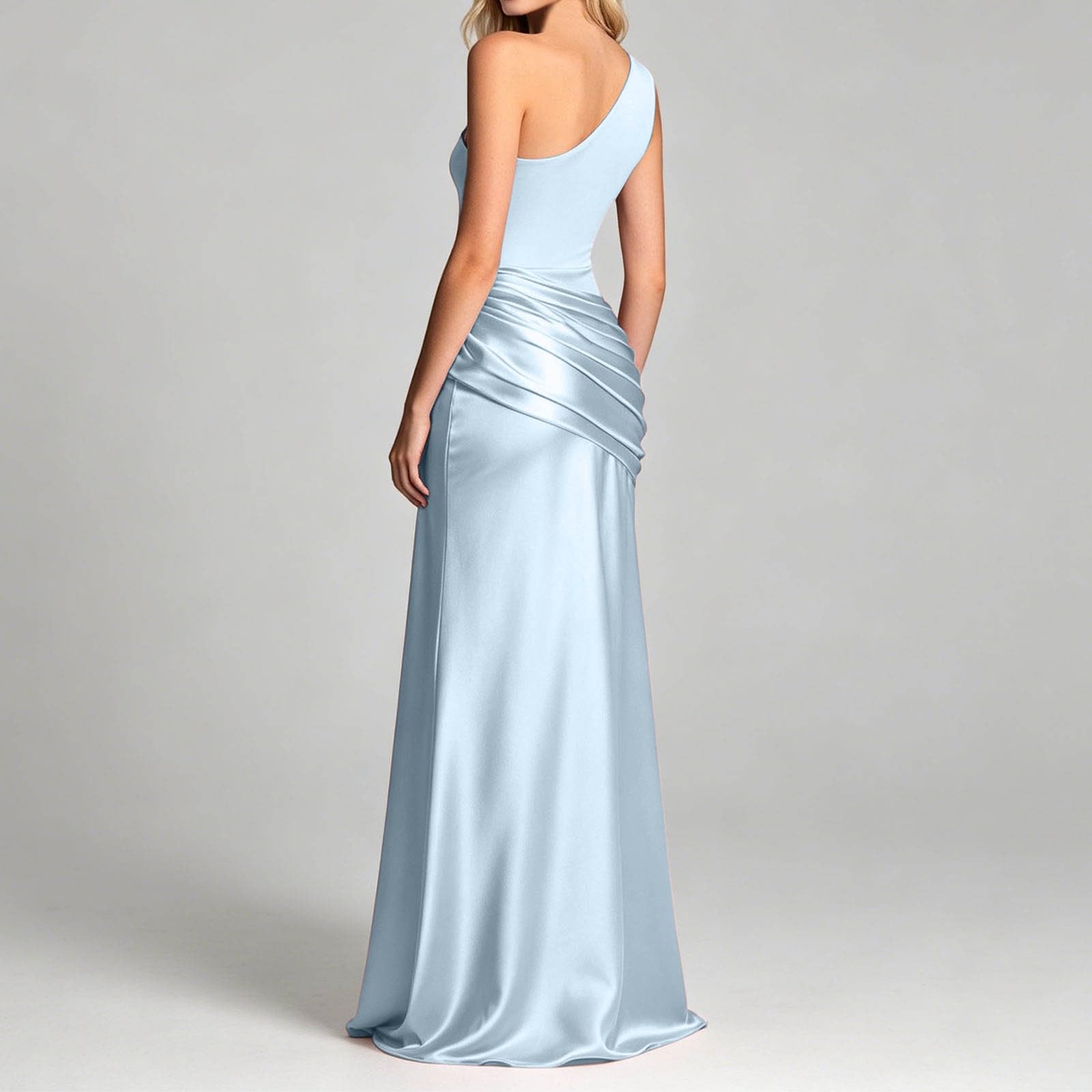 Robe midi Moulante asymétrique en Satin froncée à épaules dénudées pour Femme, Coupe ajustée, idéale pour Une soirée élégante.