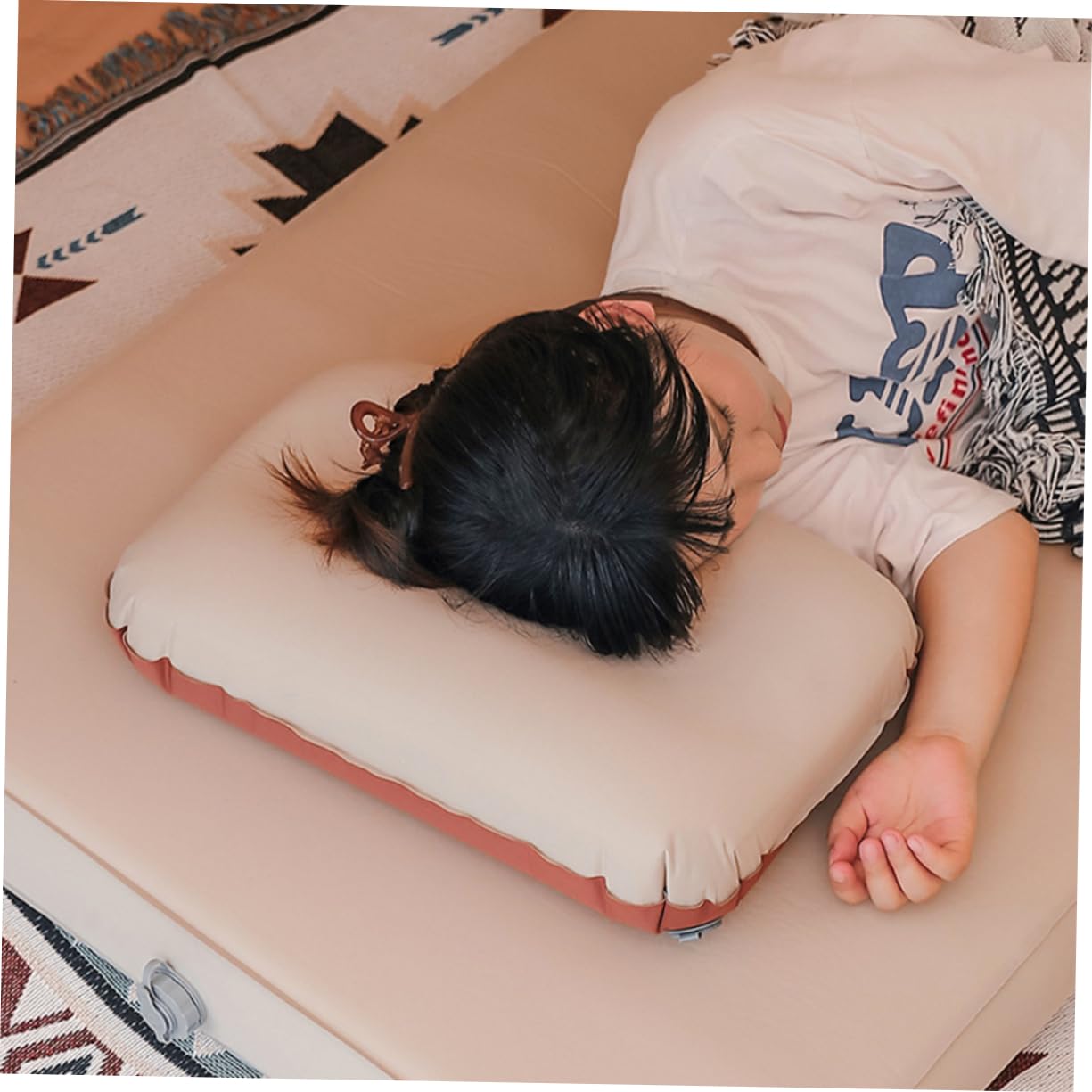 Oreiller de Camping Gonflable Ergonomique, Éponge et Polyester Pongé, Hauteur Réglable, Facile à Gonfler, pour Maison et Vacances