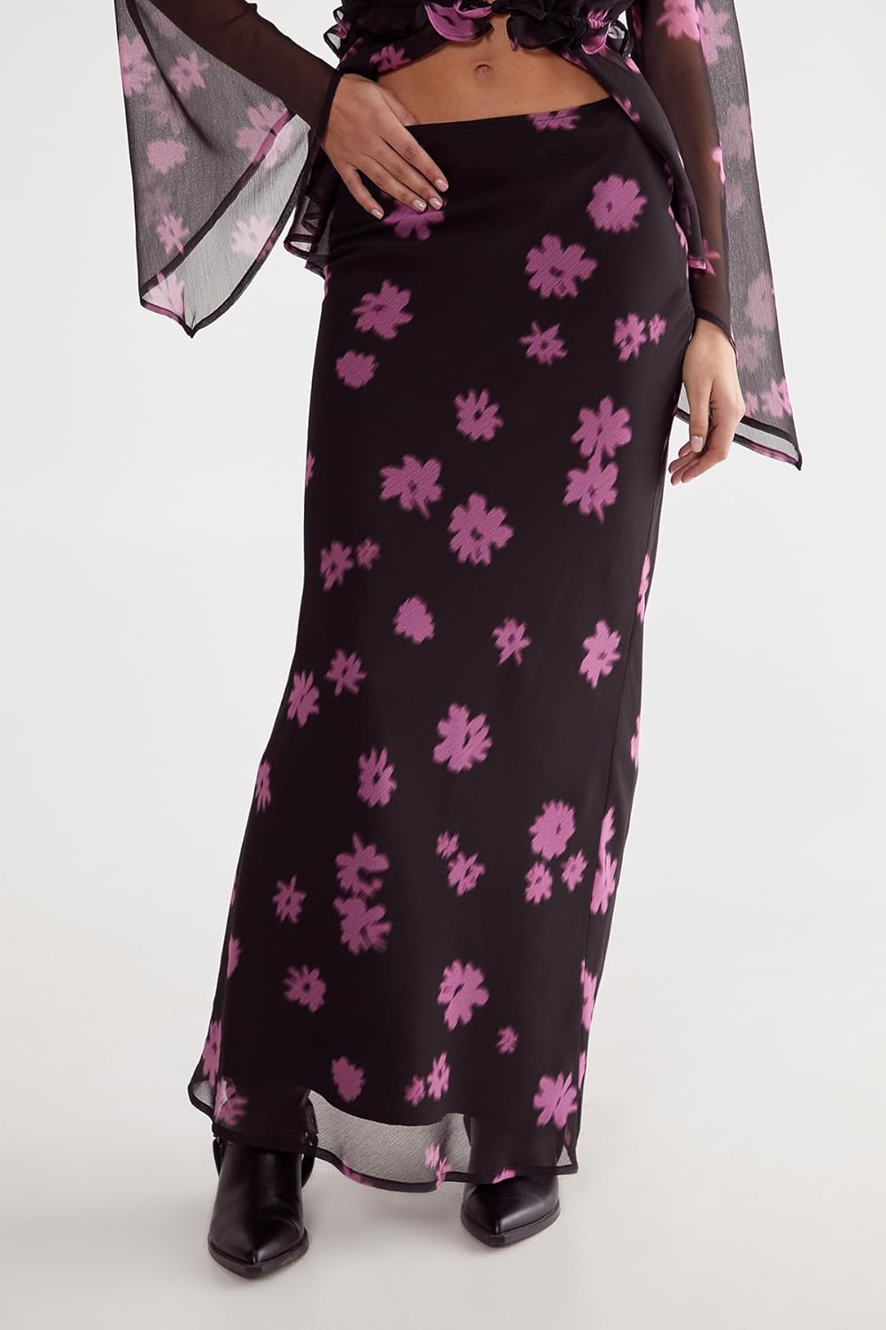 Nasty Gal Ditsy Floral Chiffon Maxi Skirt - Image 3