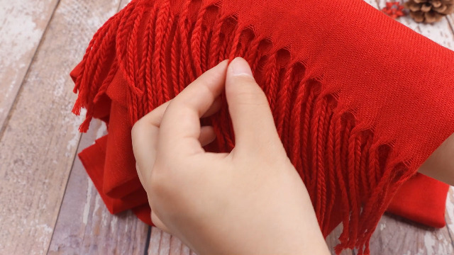 Suhine 10 Pieces Christmas Winter Red Scarf Bulk Unisex Cold
