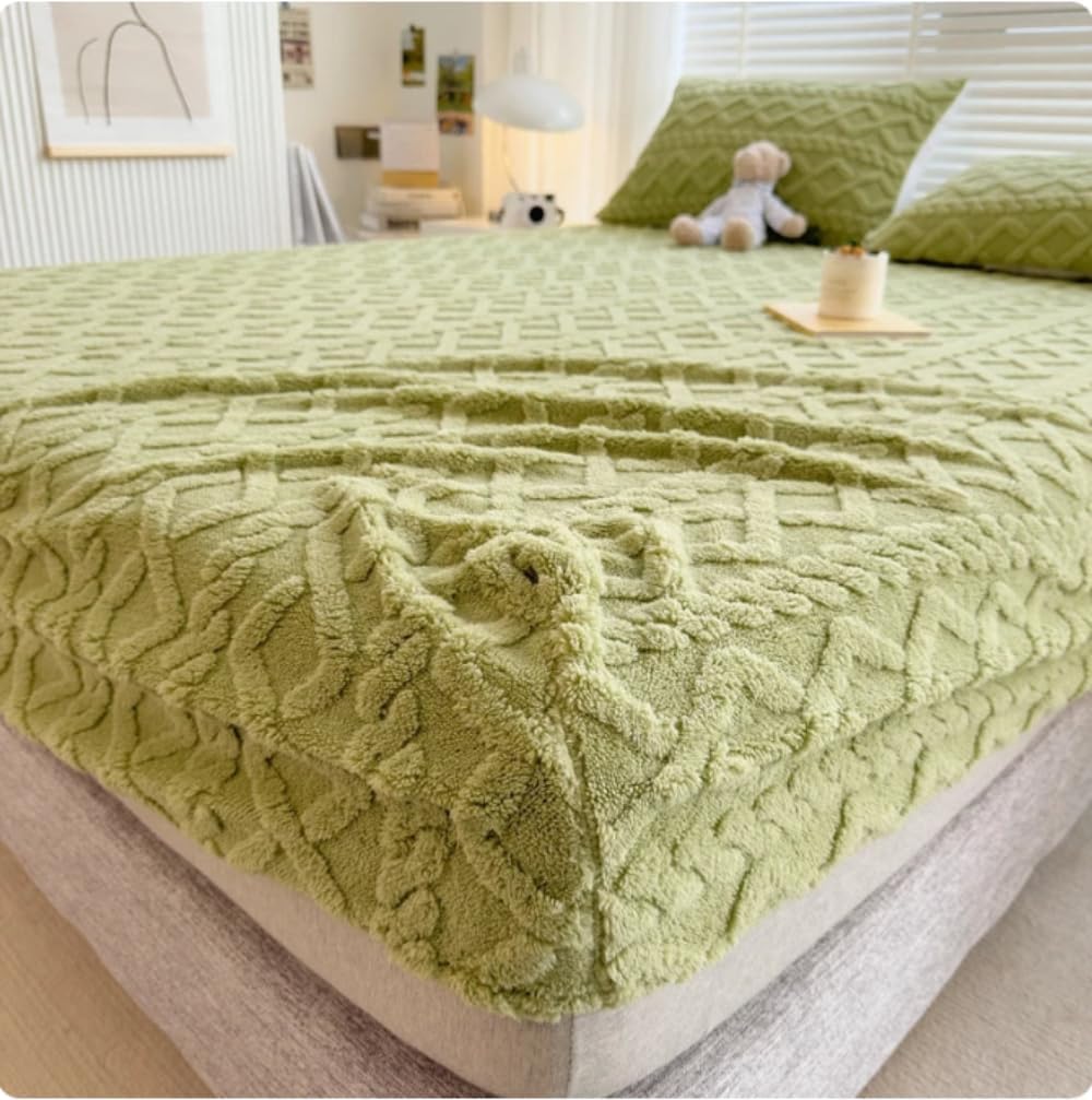 Lyvara Magic Mattress Cover Velvet Fitted Sheet - Luxury Jacquard Fabric - Ultra Soft & Breathable - Queen/King/Full Size - Deep Pocket Design