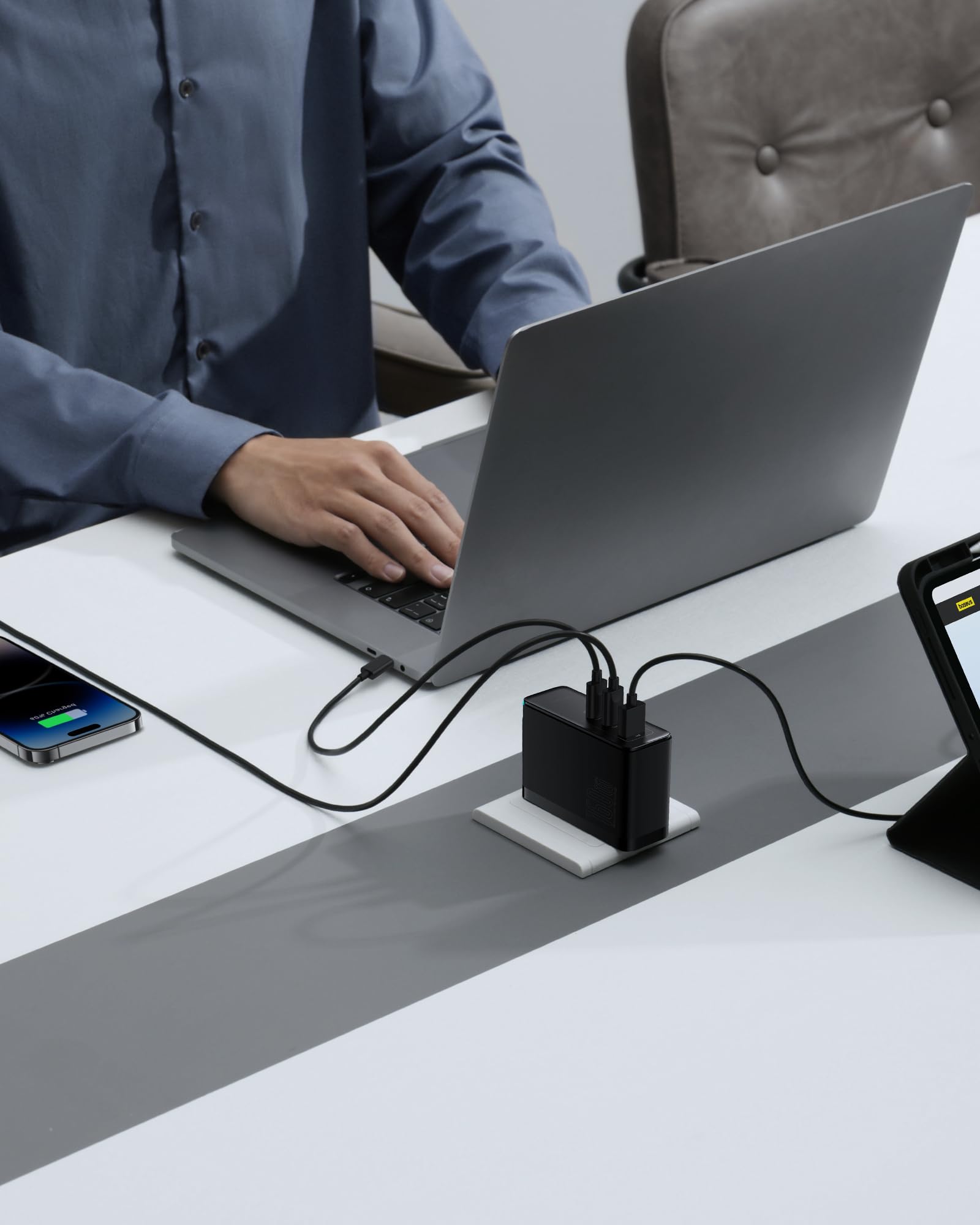 Baseus Cargador USB C Rápido 160W 3 Puertos, Tipo C PD 3.1 PPS GAN Carga Rápida Compatible Con MacBook Pro/Air, Samsung Galaxy S24 Ultra, iPhone 15/14/13, iPad Pro/Air, Laptop