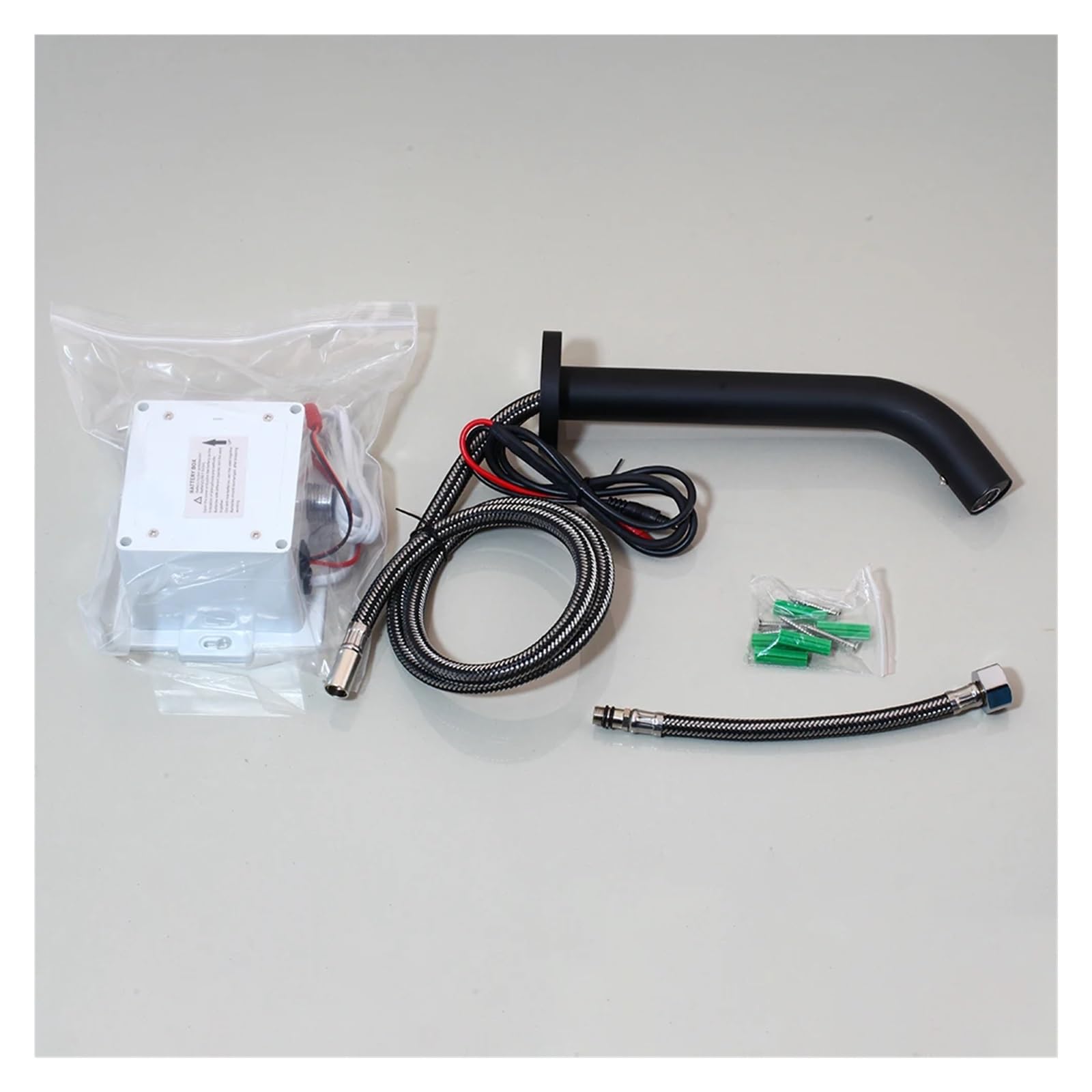 Rubinetto Senza Contatto Rubinetti a Parete con sensore Automatico Rubinetto Miscelatore Caldo/Freddo a Mani libere Rubinetto for Bagno(B1ack)