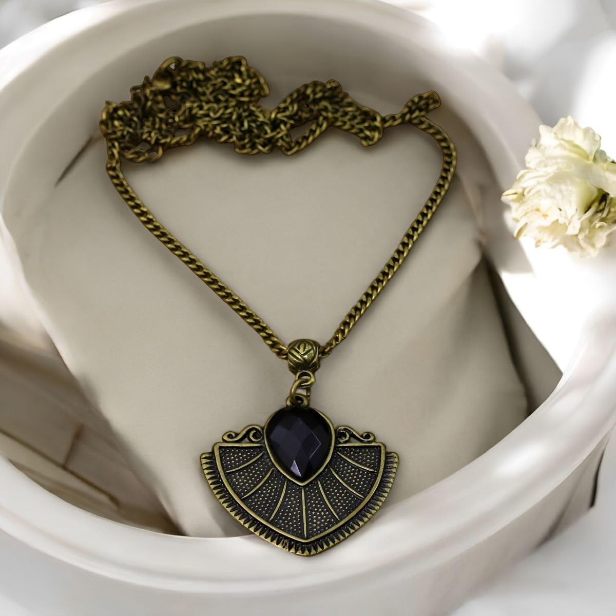 Colar Longo Preto Boho Chic Bijuterias Femininos em promoção! Veja a oferta e mais achadinhos de Bijuterias 3 Hoje é o melhor dia para comprar Colar Longo Preto Boho Chic Bijuterias Femininos com aquele preço maroto! Promoção! Aproveite a oferta! 3