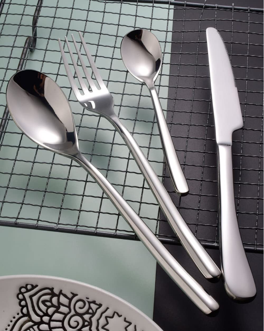 シルバー スプーン 6本セット Amazon｜6人用モダンなシルバーウェアセット 繊細な18/10ステンレス