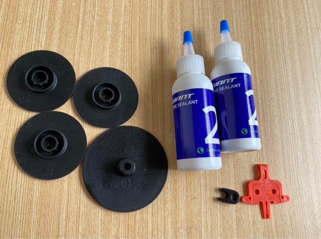 【新品未使用】P-R2 ディスクブレーキホイール＋タイヤ前後セット 他 未使用 P-R2 ディスクブレーキホイール＋タイヤ前後セット 他