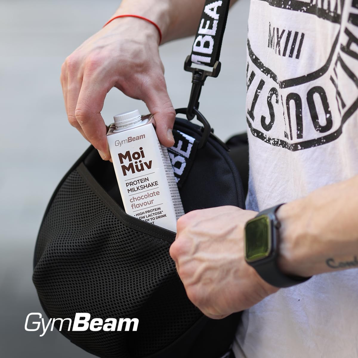 GymBeam Milkshake Proteico MoiMüv 18 x 250 ml, Bevanda Pronta da Bere con 25g di Proteine, A Basso Contenuto di Grassi e Lattosio, Senza Dolcificanti Artificiali e Glutine (Chocolate)