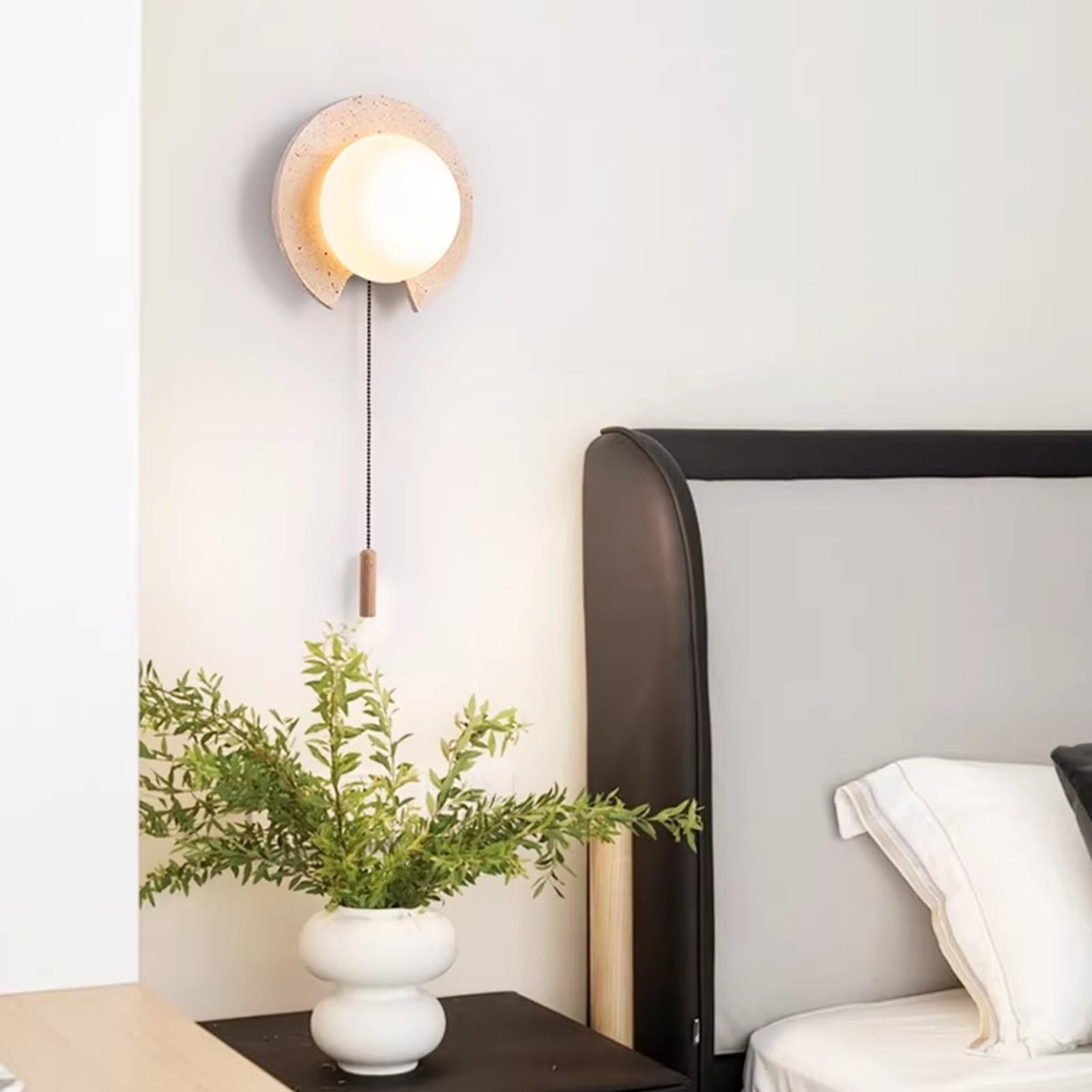 Lámpara de pared redonda de piedra natural, Wabi-Sabi | Aplique de pared de travertino amarillo con pantalla de cristal de leche, luz de pared de mármol moderna