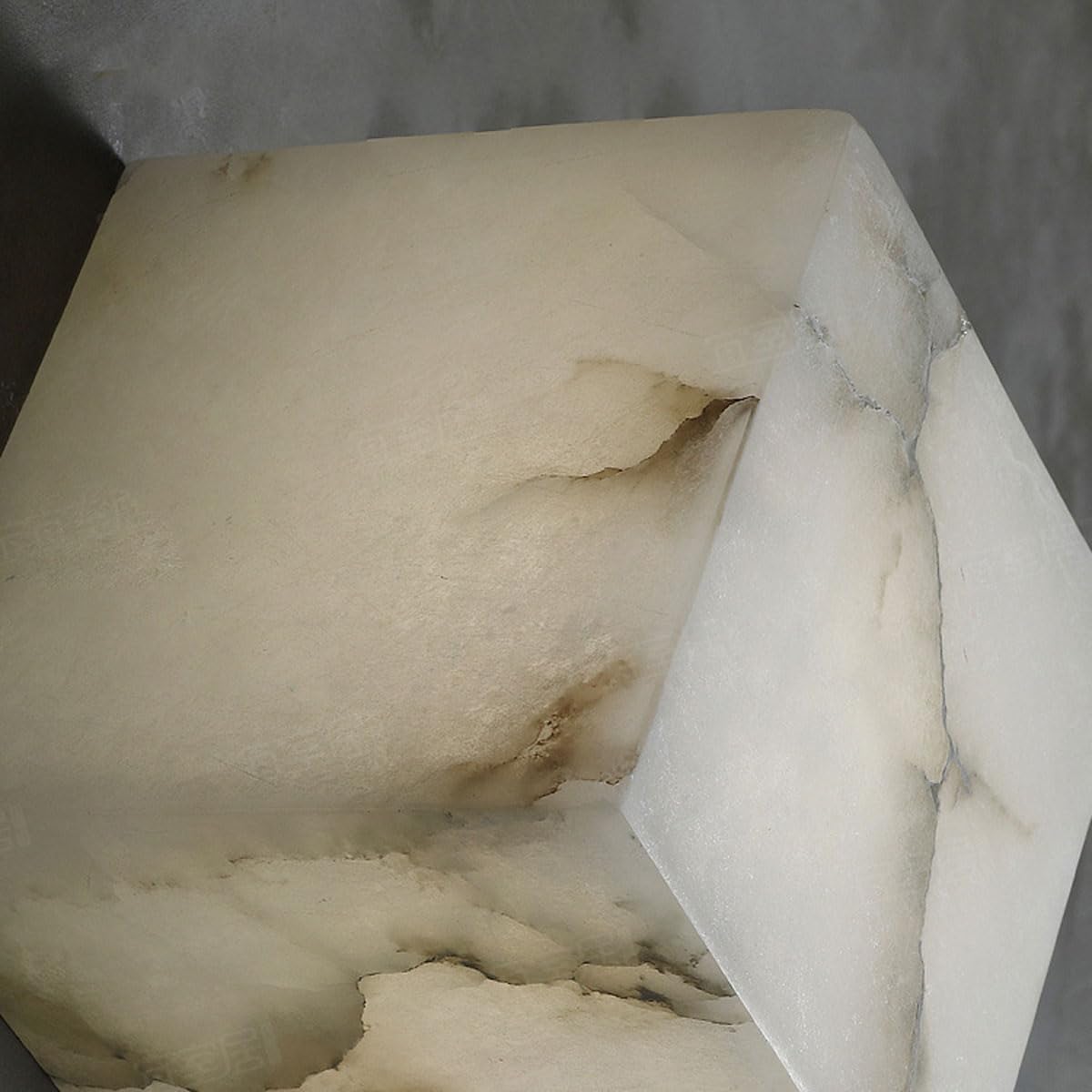 Nordic Minimalist Marble Bedside Wall Sconces Modern Square Alabaster Bedroom Wall Light Modern Hallway Cubic Block Wall Lamp for Living Room Bathroom Vanity Aisle Stairs Balcony