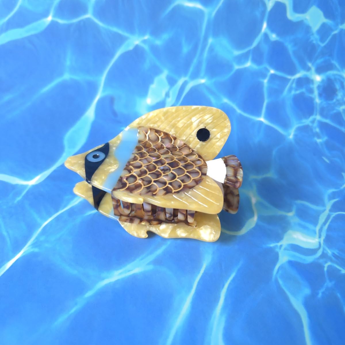 Brown Scale Fish Hair Clips,Funny Acetate Fish Claw Clip,Deep Water Fishes Claw Clip for Women