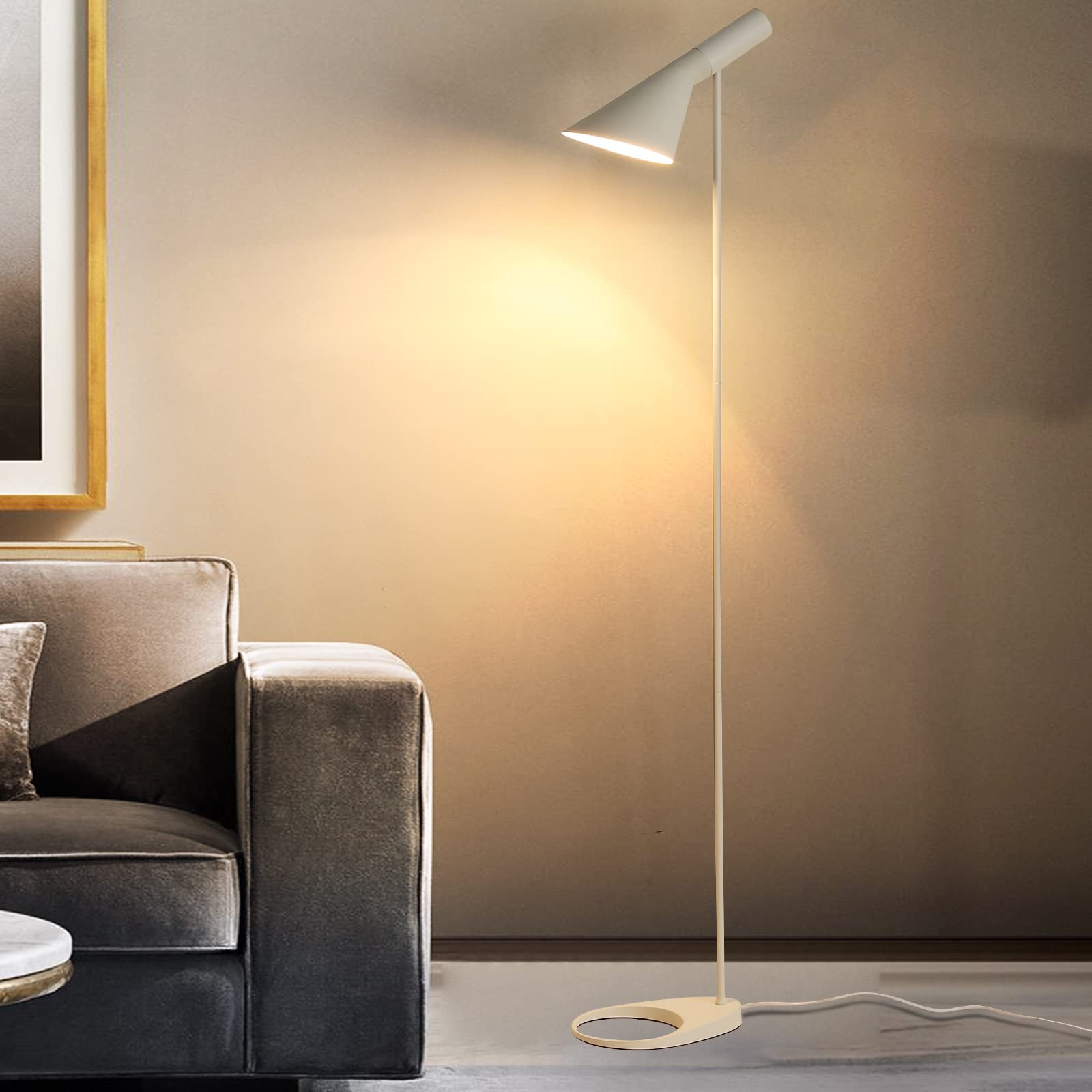 BarcelonaLED Stehleuchte LED Design Modern nordisches Metall weiß mit Fassung E27 Kopf verstellbar Fußschalter für Beleuchtung Innenraum Boden Wohnzimmer Schlafzimmer Studio | Aluminium, verstellbarer Lampenschirm, stabiler Sockel, Kabel 2 m mit Schalter,