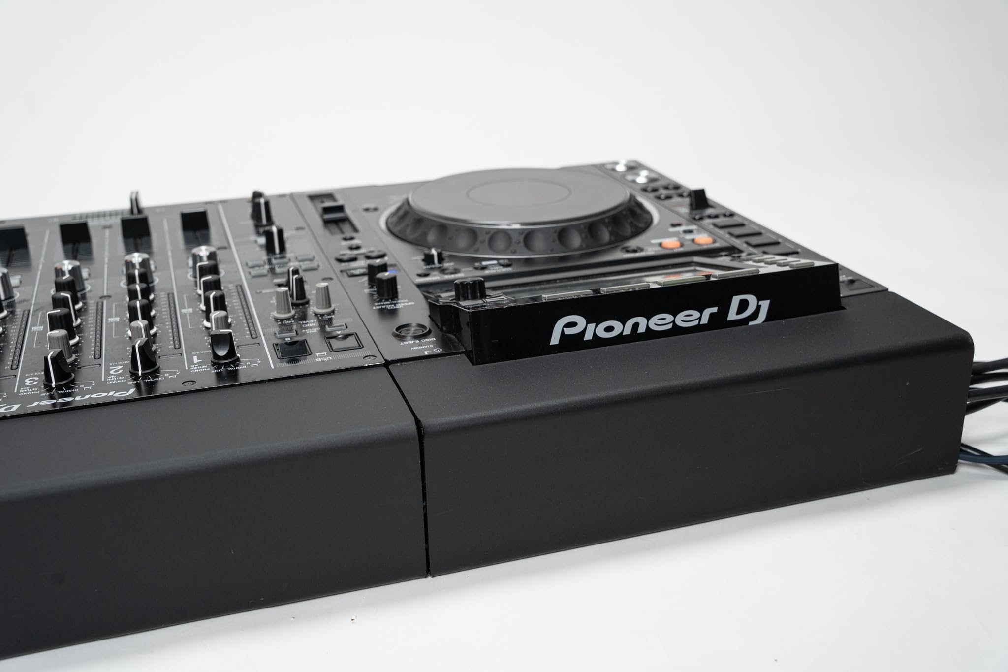 Kabelabdeckung kompatibel mit Pioneer Mischpult DJM-900 – Kabelabdeckung mit integriertem Kabelkanal, minimalistisch, hochwertig, modern, funktional, professionell