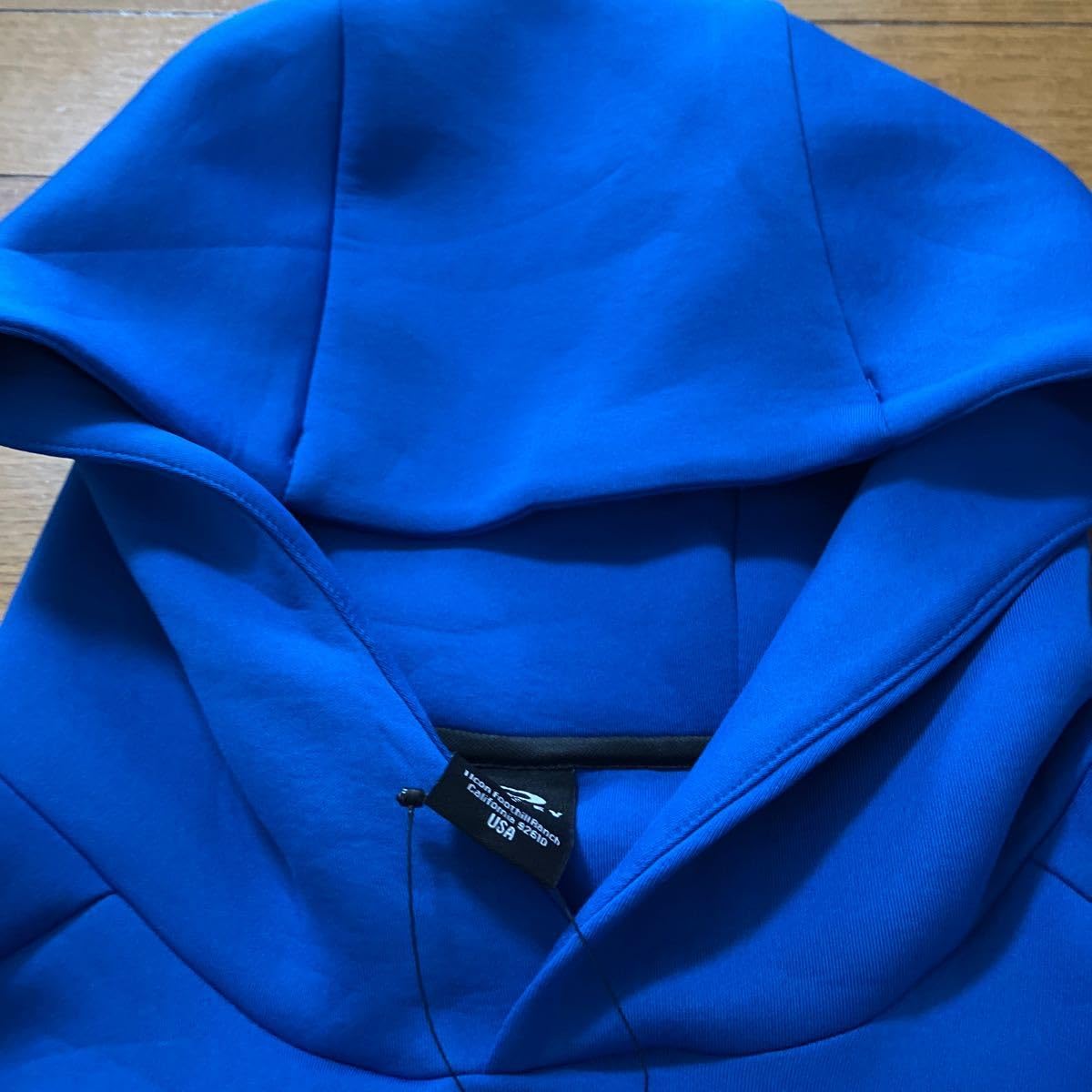 Amazon.co.jp: 日ハムファイターズ オークリー OKALEY パーカー XL